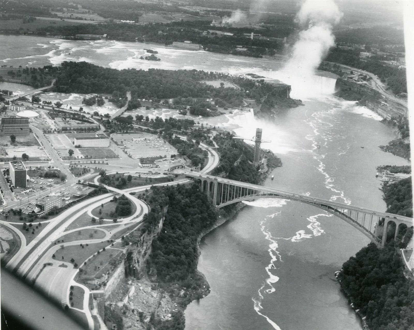 A look back: 300 years of Niagara Falls
